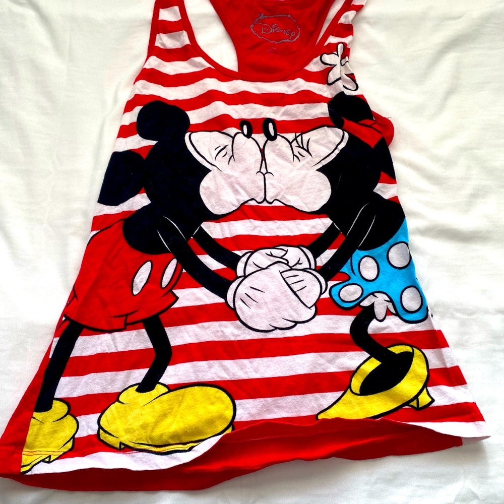 Minnie and Mickey tank
